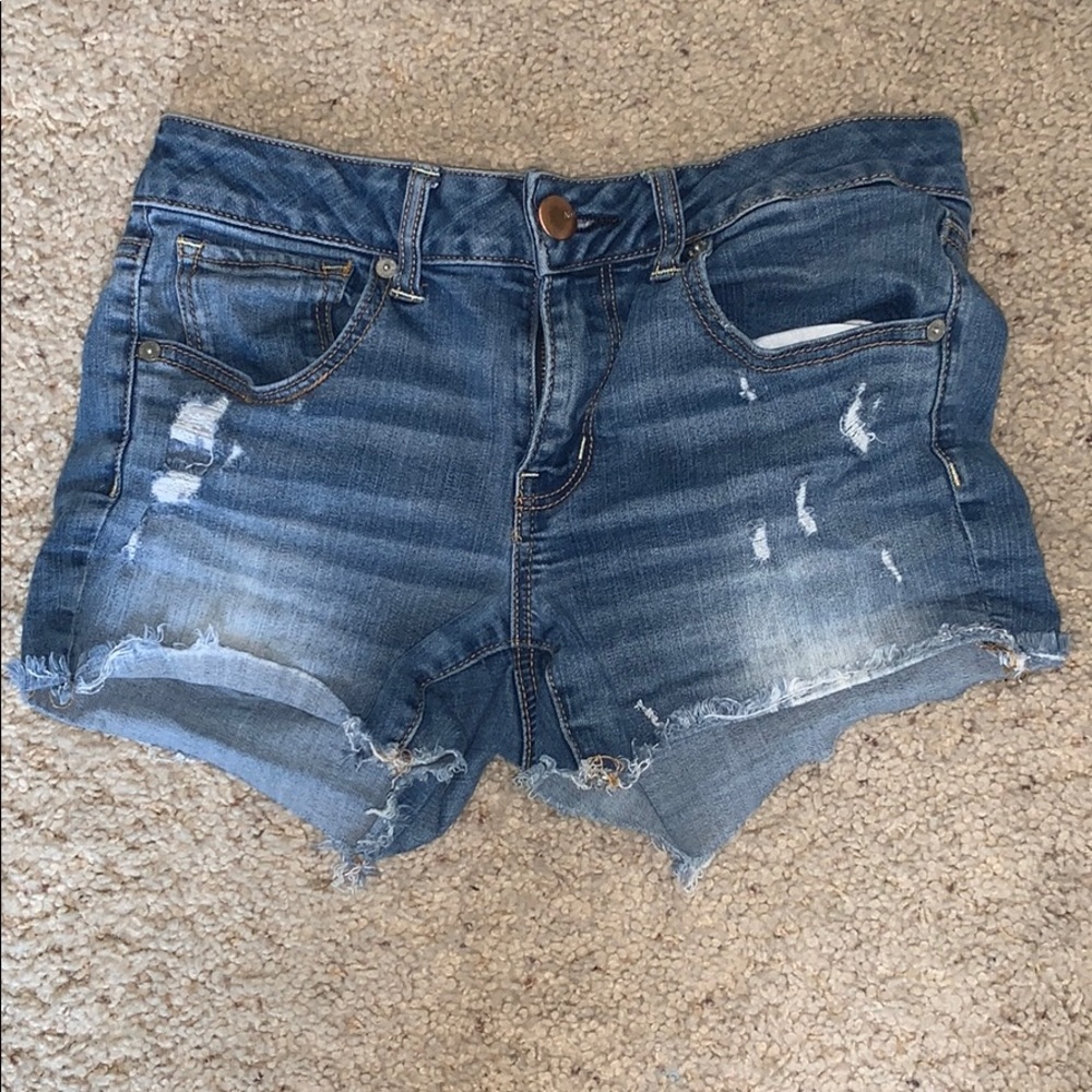 Mid rise jean short shorts, size 8, American Eagle